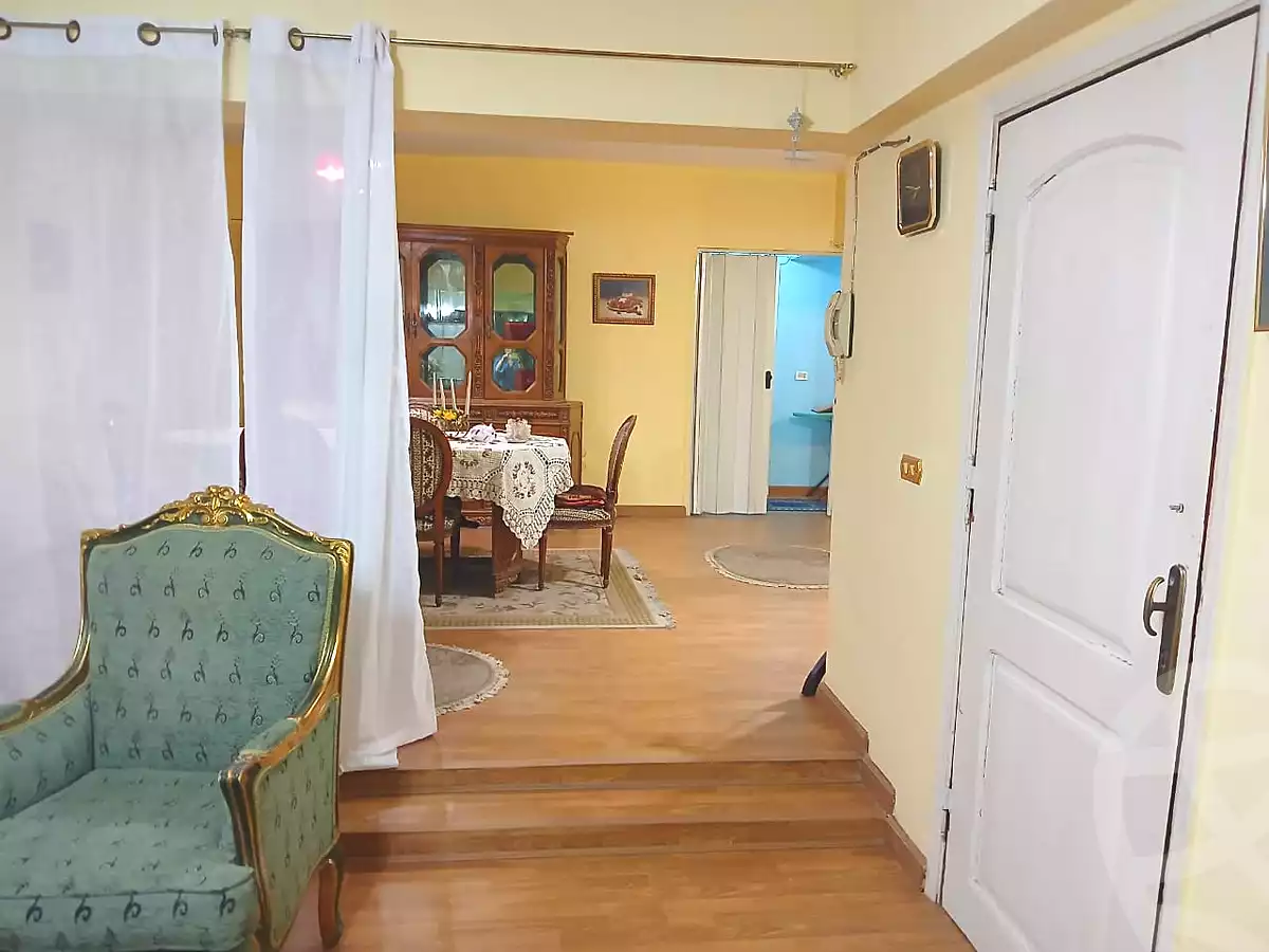 https://aqarmap.com.eg/en/listing/7338120-for-rent-cairo-6th-of-october-el-ahyaa-neighborhood-2nd-divided-from-al-kafrawei-st