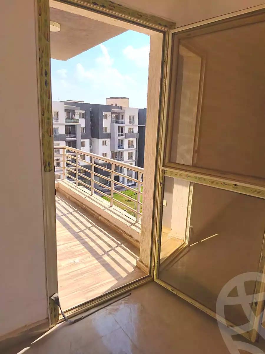 https://aqarmap.com.eg/ar/listing/7338134-for-rent-cairo-6th-of-october-compounds-jn-ktwbr