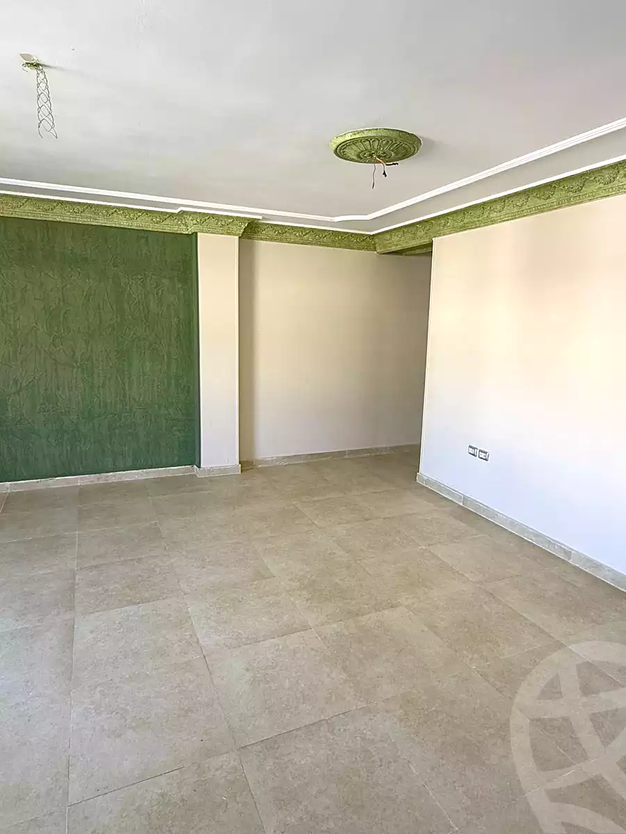 https://aqarmap.com.eg/ar/listing/7338175-for-sale-cairo-6th-of-october-el-ahyaa-neighborhood-3rd-al-hay-al-thalith-st