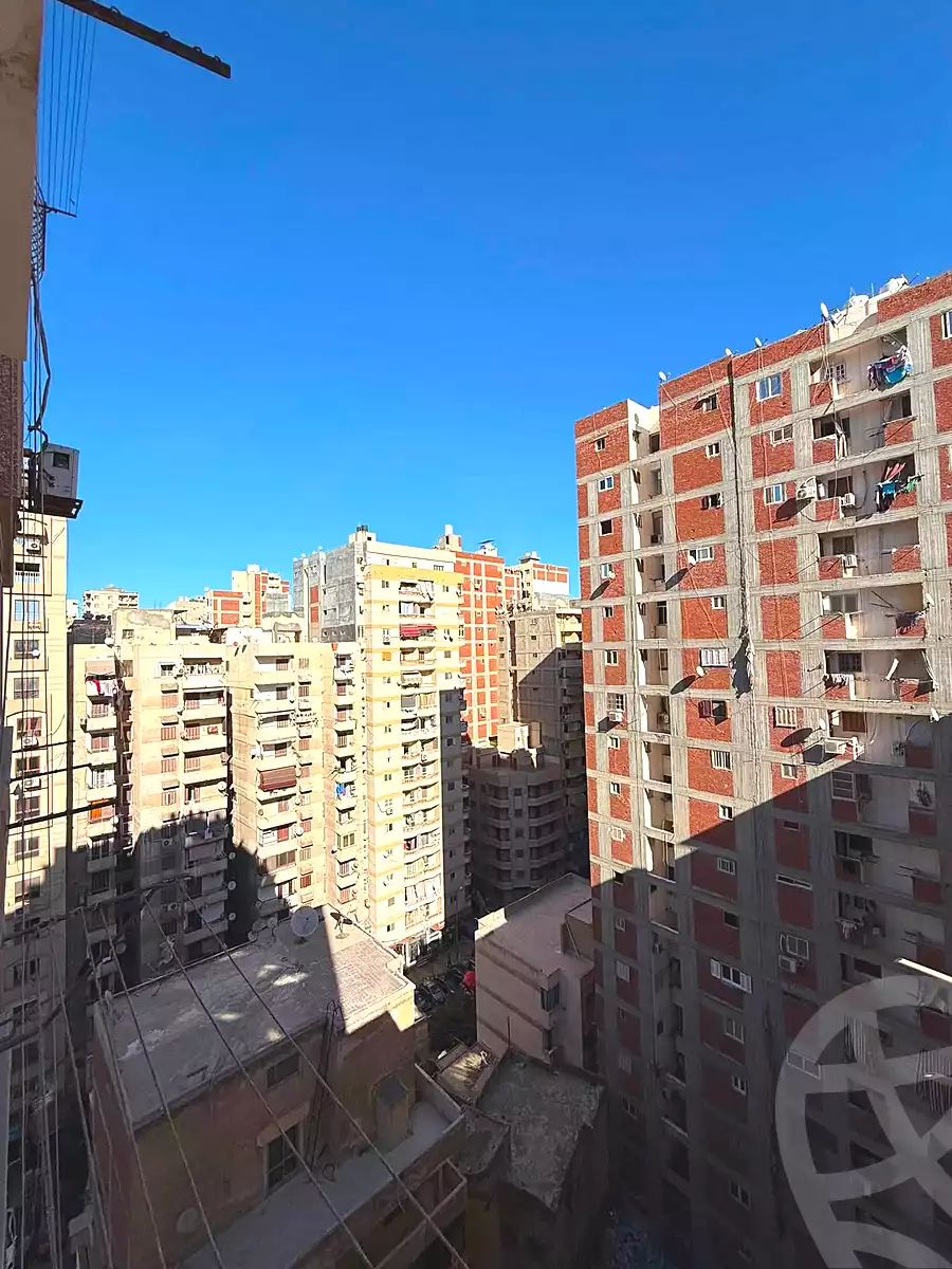 https://aqarmap.com.eg/ar/listing/7338232-for-sale-alexandria-sydy-bshr-sydy-bshr-bhry-gamal-abd-el-nasir-st