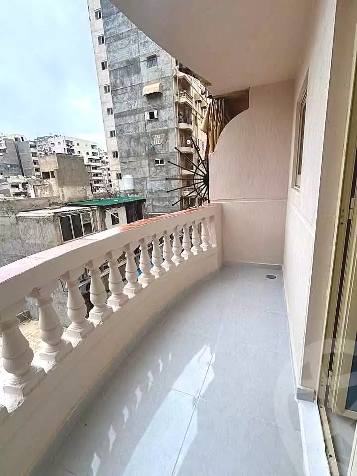 https://aqarmap.com.eg/ar/listing/7338311-for-sale-alexandria-sydy-bshr-sydy-bshr-bhry-amr-el-nogomy-st