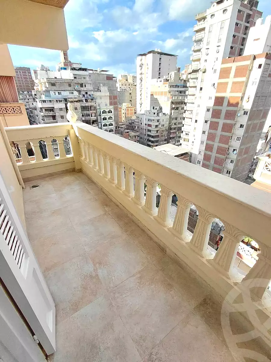 https://aqarmap.com.eg/en/listing/7338325-for-sale-alexandria-sydy-bshr-sydy-bshr-bhry-street-16