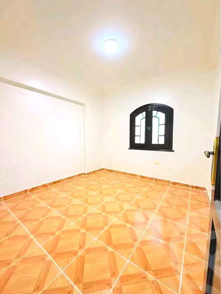 https://aqarmap.com.eg/ar/listing/7338407-for-sale-alexandria-al-agamy-shataa-el-nakheel