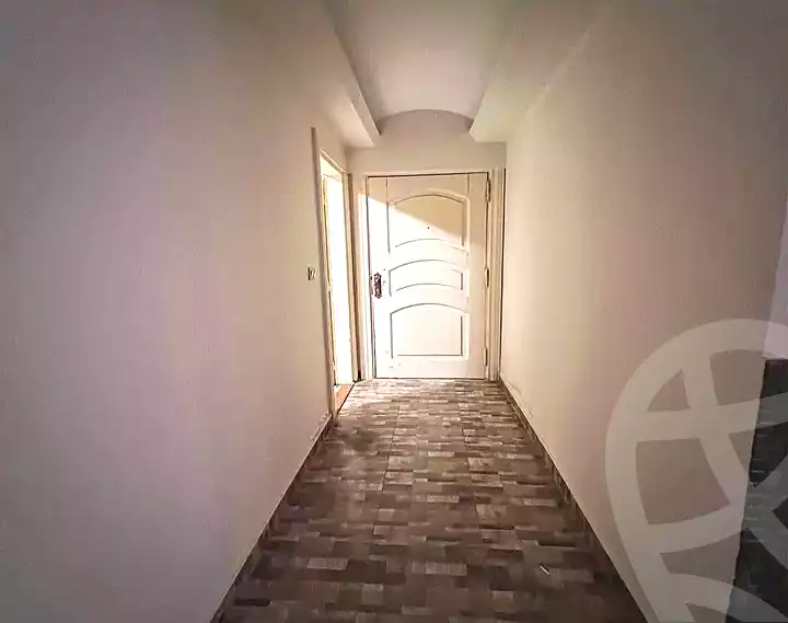 https://aqarmap.com.eg/ar/listing/7338576-for-rent-alexandria-sidi-gaber