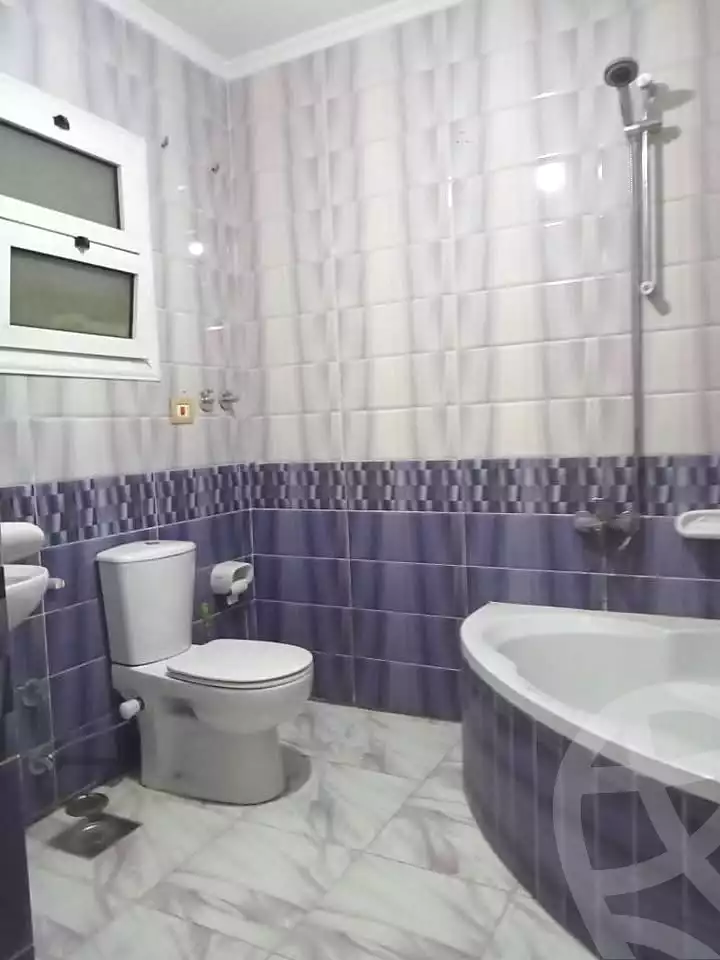 https://aqarmap.com.eg/en/listing/7338823-for-sale-alexandria-sydy-bshr-sydy-bshr-bhry-khalil-hamada-st