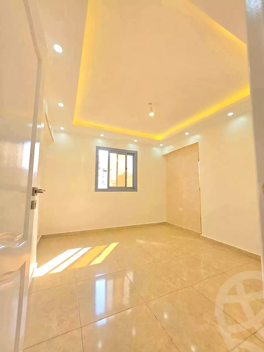 https://aqarmap.com.eg/ar/listing/7339017-for-sale-alexandria-el-asafra-l-sfr-bhry