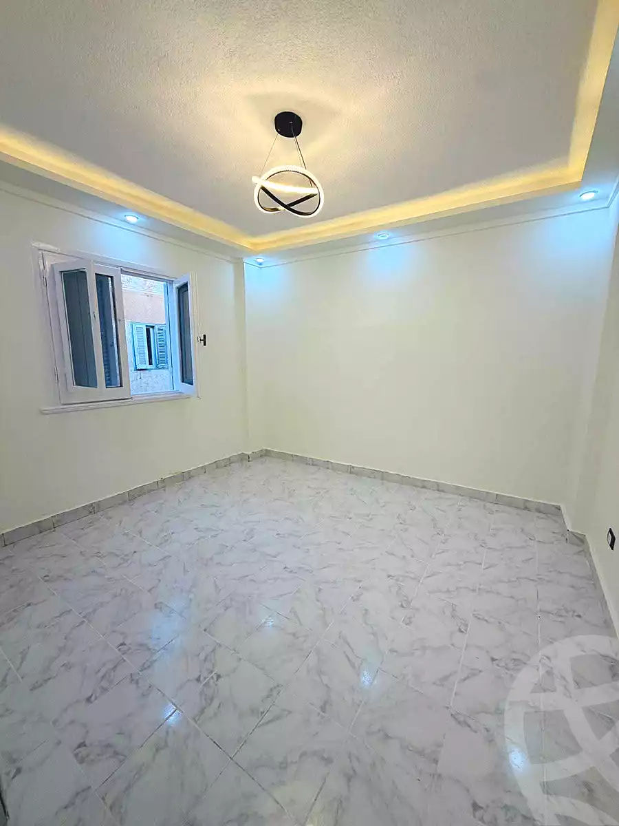 https://aqarmap.com.eg/ar/listing/7339067-for-sale-alexandria-al-agamy-shataa-el-nakheel