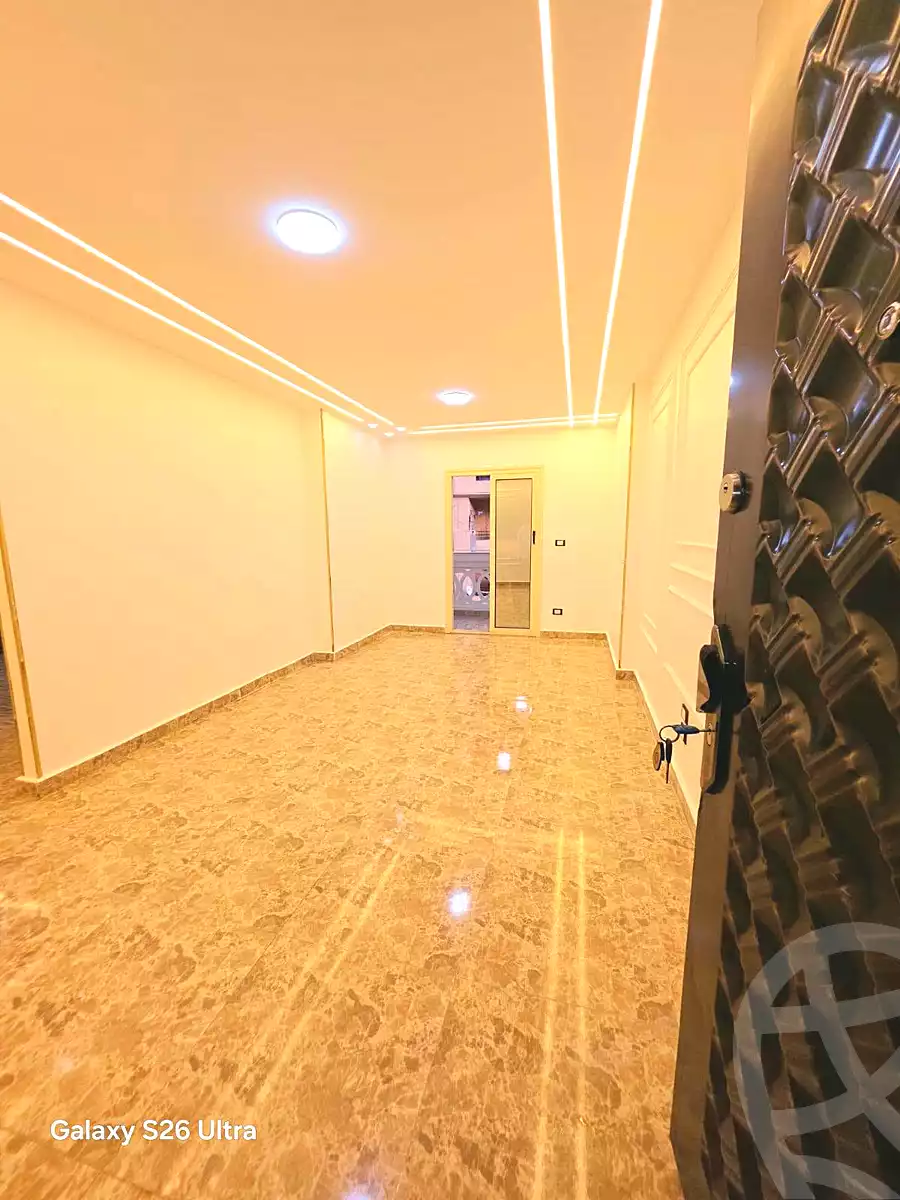 https://aqarmap.com.eg/en/listing/7339101-for-sale-alexandria-sydy-bshr-sydy-bshr-bhry-shr-khld-bn-lwlyd