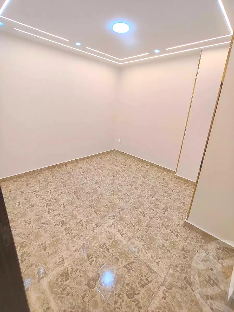 https://aqarmap.com.eg/ar/listing/7339148-for-sale-alexandria-sydy-bshr-sydy-bshr-bhry-shr-khld-bn-lwlyd