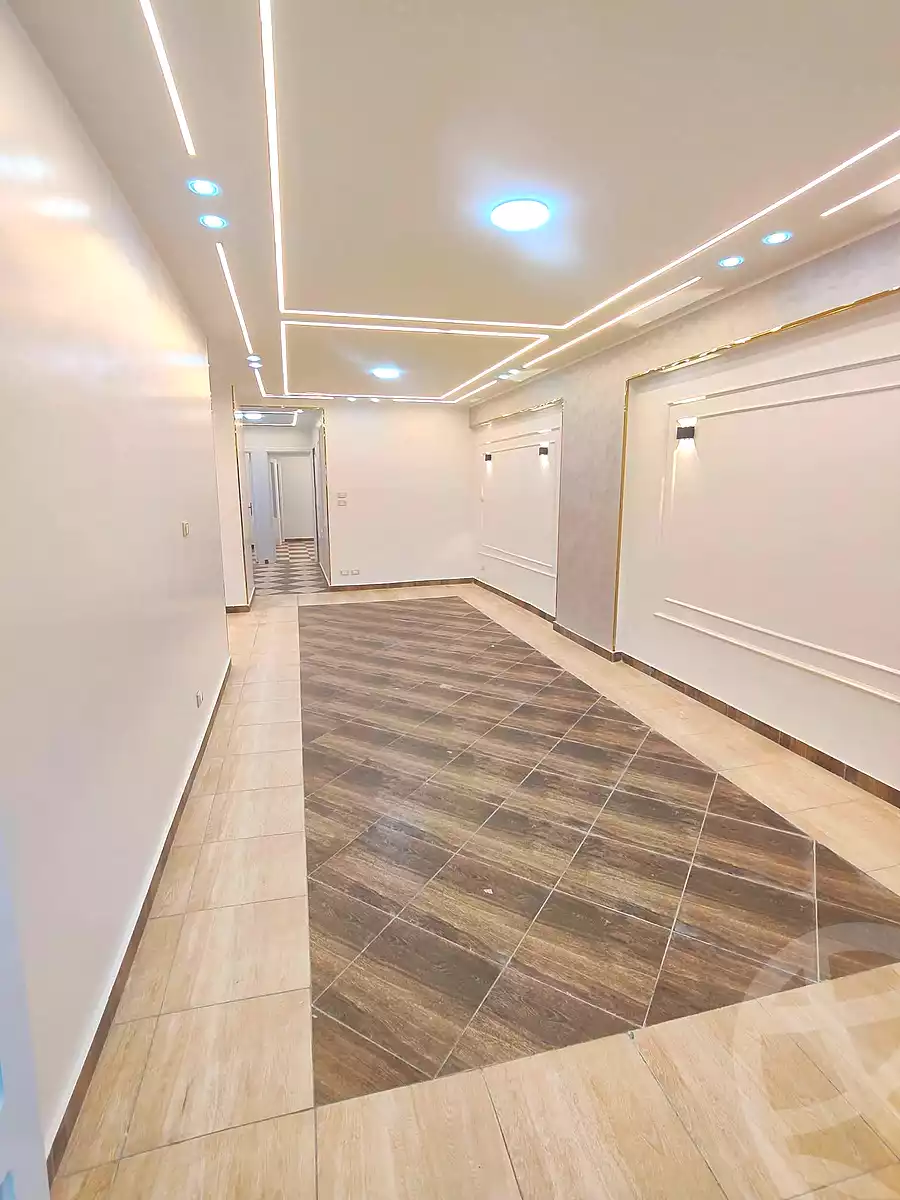 https://aqarmap.com.eg/en/listing/7339405-for-sale-alexandria-sydy-bshr-sydy-bshr-bhry-shr-mhmwd-l-yswy