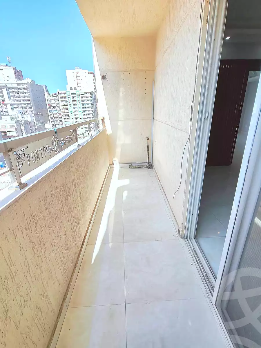 https://aqarmap.com.eg/ar/listing/7339416-for-sale-alexandria-sydy-bshr-sydy-bshr-bhry-shr-mhmwd-l-yswy