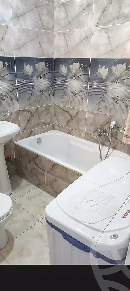 https://aqarmap.com.eg/ar/listing/7339594-for-rent-alexandria-el-mandara-alex-el-mandara-bahri-nemat-allah-st
