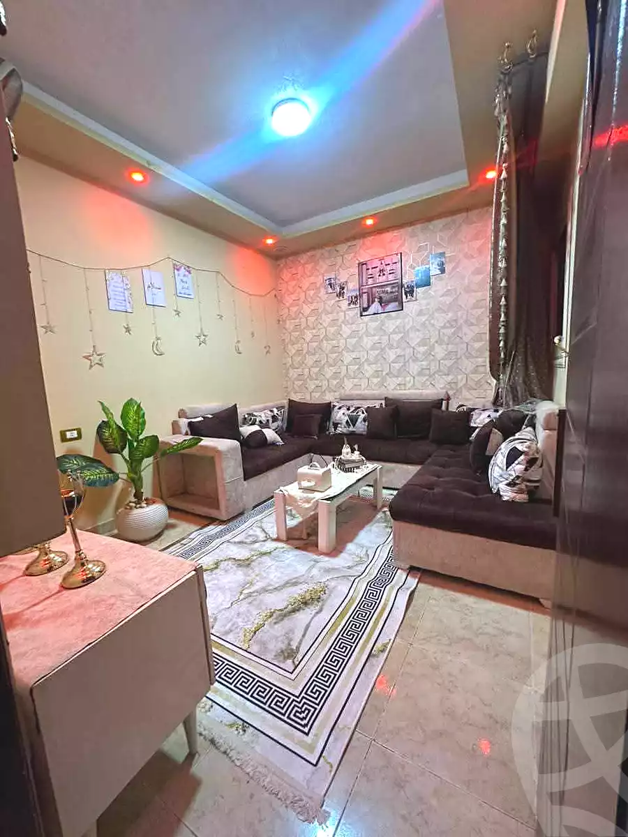 https://aqarmap.com.eg/en/listing/7339697-for-sale-cairo-el-haram-shareaa-khatem-el-morsalen