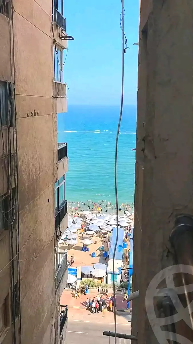 https://aqarmap.com.eg/en/listing/7340115-for-sale-alexandria-el-mandara-alex-el-mandara-bahri