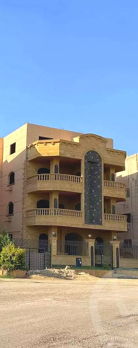 https://aqarmap.com.eg/ar/listing/7340354-for-sale-cairo-new-cairo-el-banafsg-el-banafsag-11-suleiman-al-halabi-st