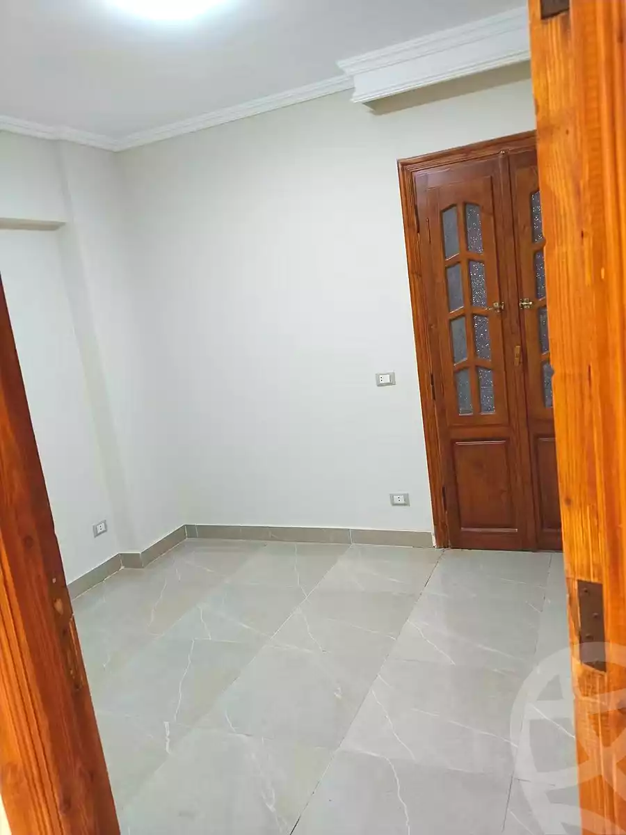 https://aqarmap.com.eg/ar/listing/7340477-for-sale-alexandria-al-agamy-el-hanouvel-al-haded-we-al-soulb-st