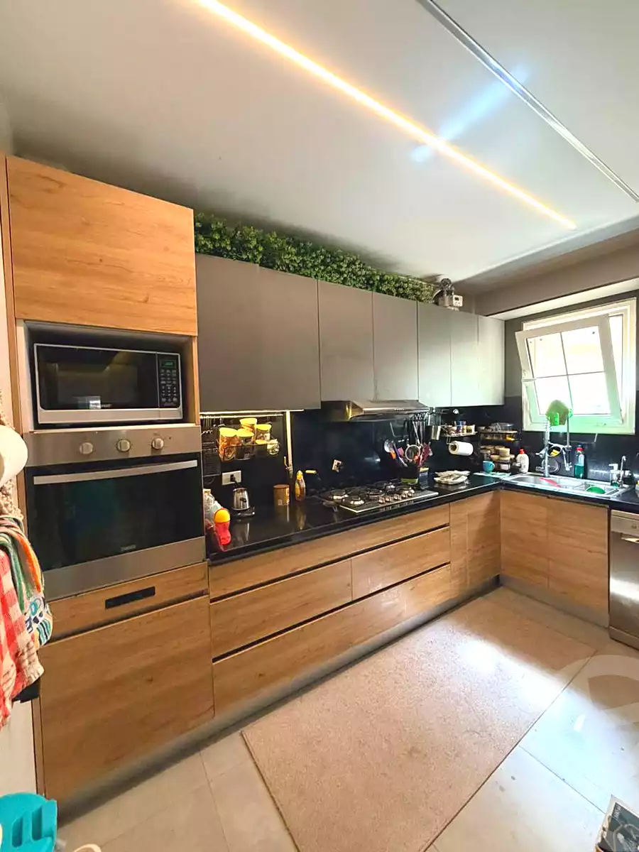 https://aqarmap.com.eg/ar/listing/7340674-for-sale-cairo-new-cairo-compounds-cairo-new-cairo-compounds-regents-park