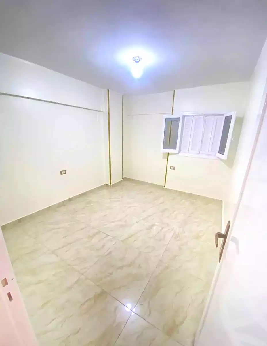 https://aqarmap.com.eg/ar/listing/7340807-for-sale-alexandria-sydy-bshr-sydy-bshr-qbly-faisal-city