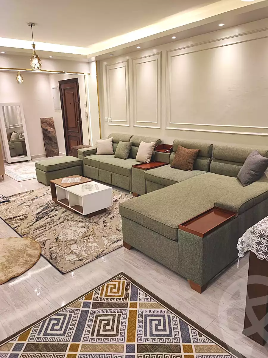 https://aqarmap.com.eg/en/listing/7340853-for-rent-cairo-6th-of-october-compounds-jn-ktwbr