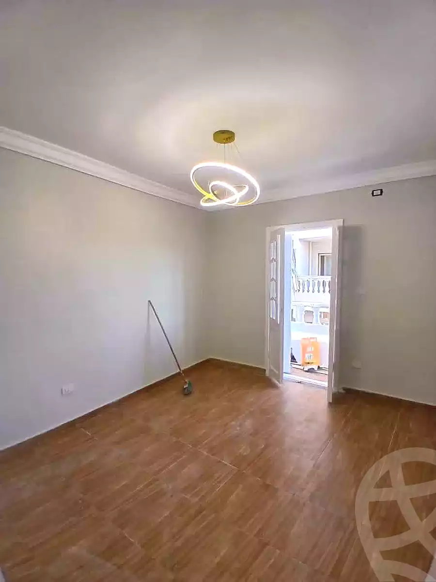 https://aqarmap.com.eg/en/listing/7340901-for-sale-alexandria-al-agamy-lbytsh-el-zohour-st