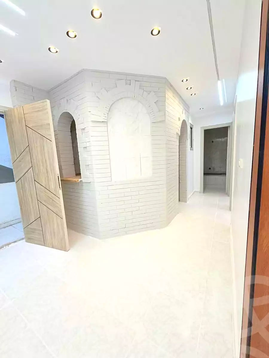 https://aqarmap.com.eg/ar/listing/7340980-for-sale-alexandria-al-agamy-shataa-el-nakheel