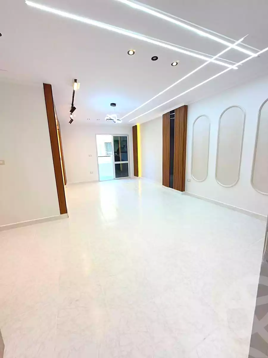 https://aqarmap.com.eg/ar/listing/7340980-for-sale-alexandria-al-agamy-shataa-el-nakheel