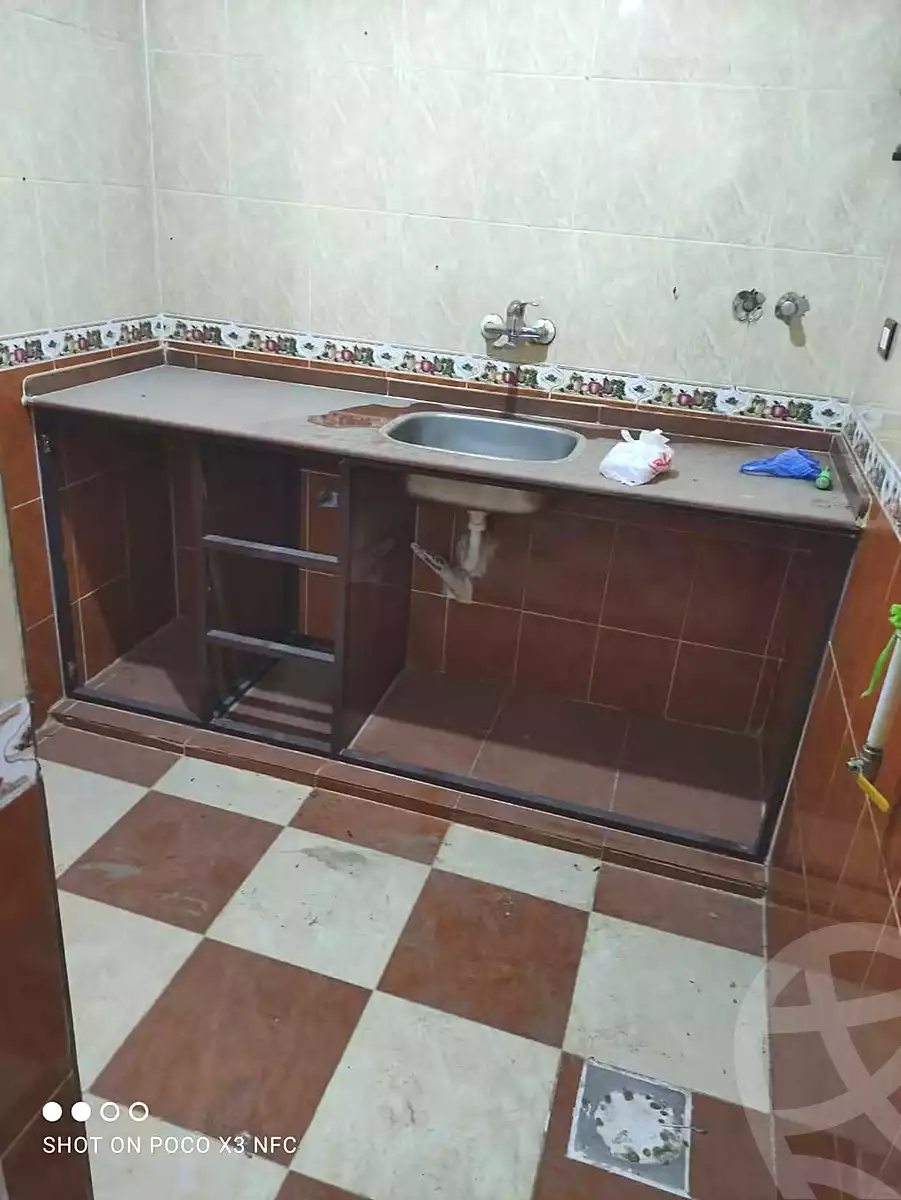 https://aqarmap.com.eg/ar/listing/7340998-for-rent-alexandria-al-agamy-lbytsh-al-samalehy-2-st