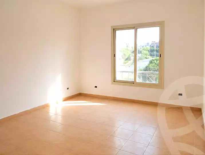 https://aqarmap.com.eg/en/listing/7341162-for-sale-cairo-new-cairo-compounds-mena-residence