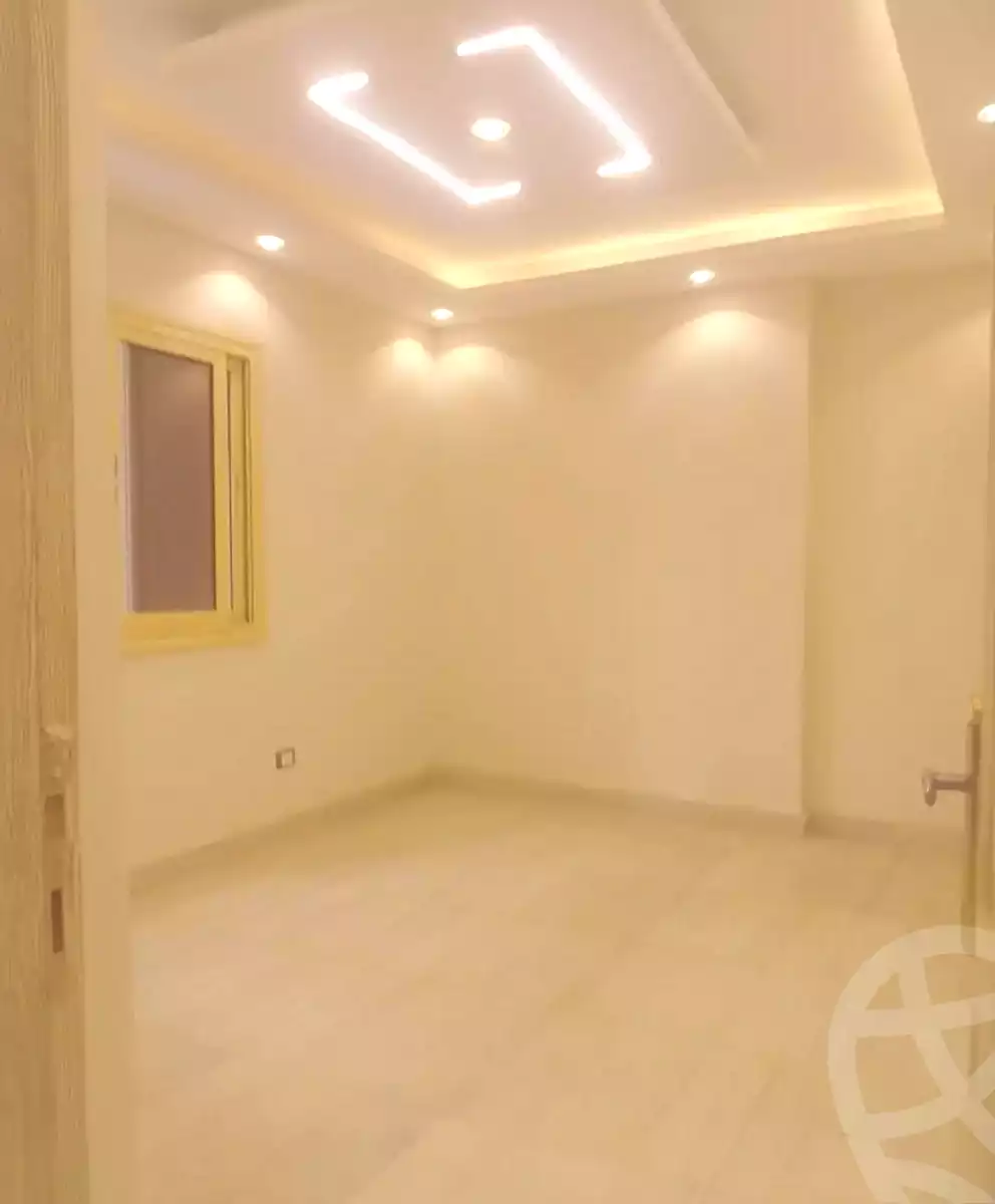 https://aqarmap.com.eg/ar/listing/7341190-for-sale-alexandria-al-agamy-lbytsh-qased-kareem-st