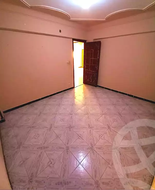 https://aqarmap.com.eg/ar/listing/7341304-for-sale-alexandria-al-agamy-bw-ywsf