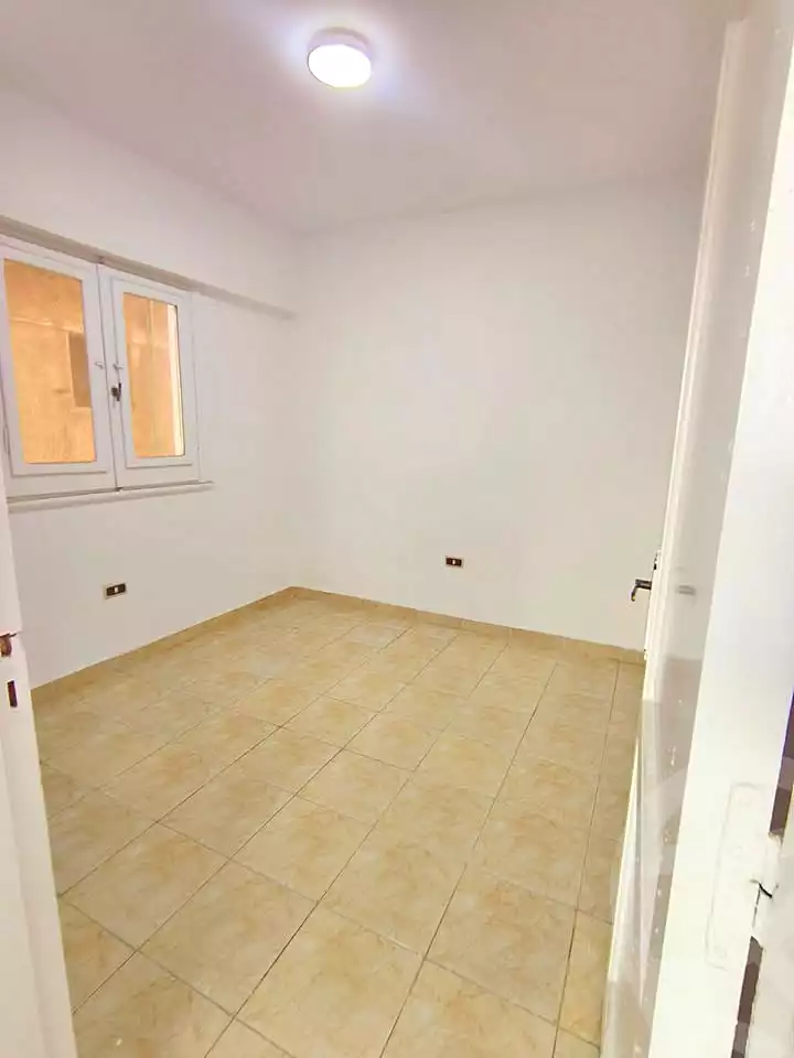 https://aqarmap.com.eg/en/listing/7341401-for-sale-alexandria-al-agamy-shataa-el-nakheel