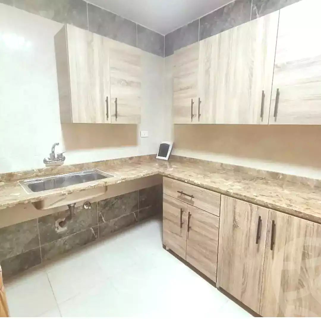 https://aqarmap.com.eg/ar/listing/7341936-for-rent-alexandria-al-agamy-lbytsh-bianchiii