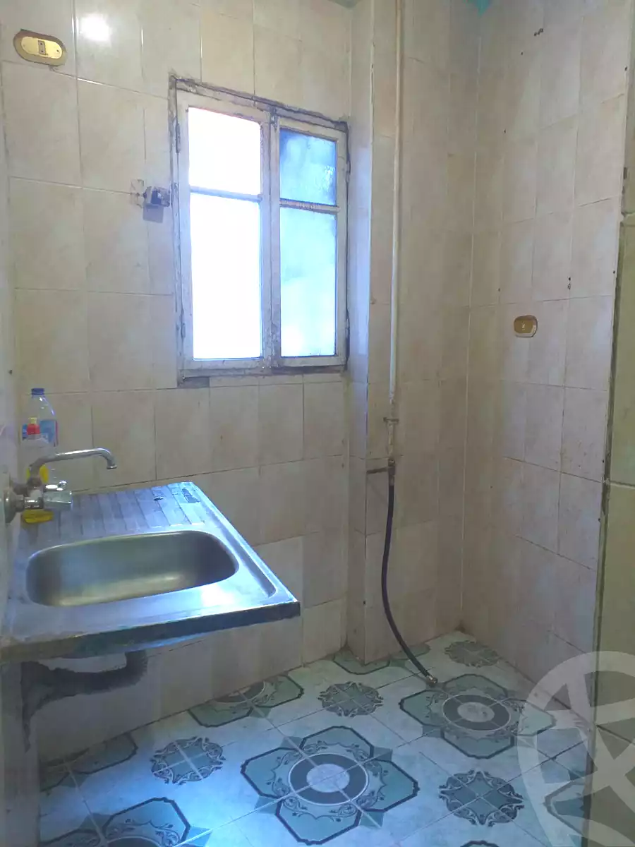 https://aqarmap.com.eg/ar/listing/7342374-for-rent-asyut-asyut-city-king-seti-st