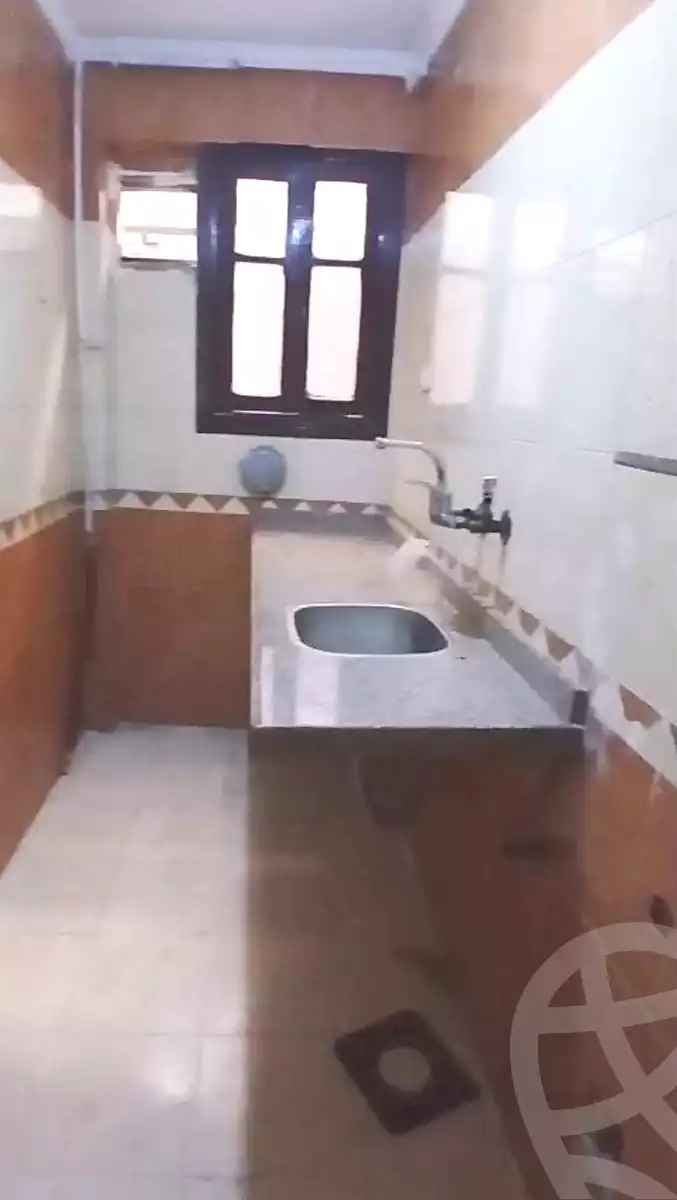 https://aqarmap.com.eg/ar/listing/7342437-for-sale-alexandria-mntq-fr-y-blskndry-el-awayed