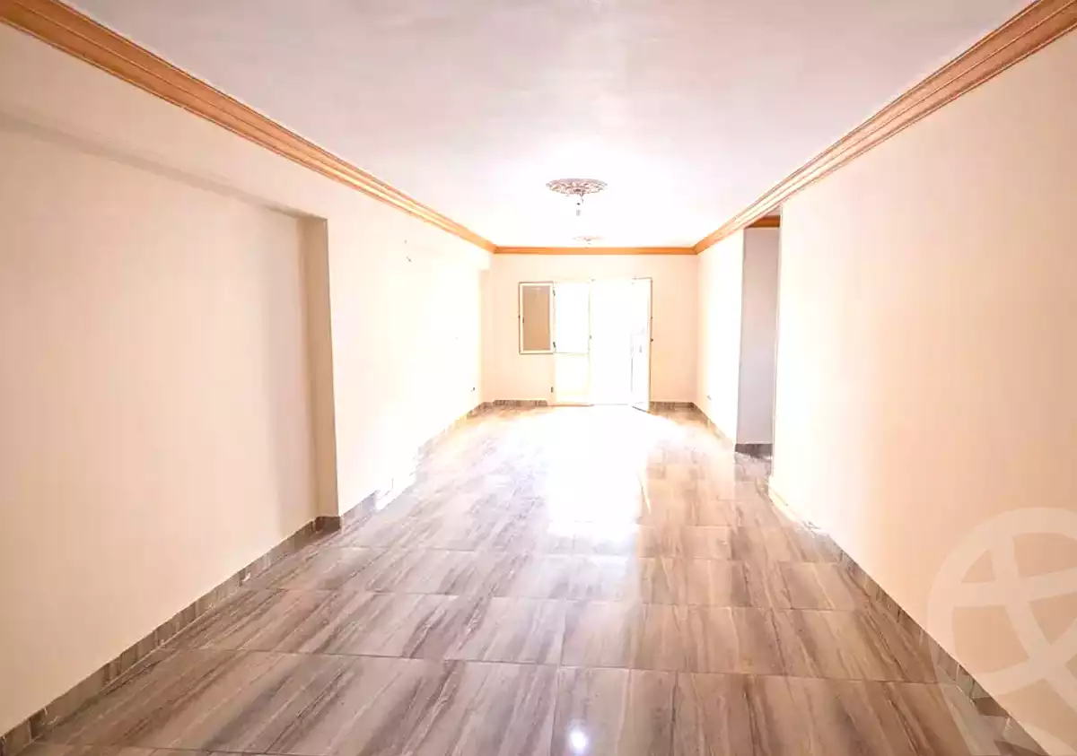 https://aqarmap.com.eg/en/listing/7342593-for-sale-alexandria-ganaklis