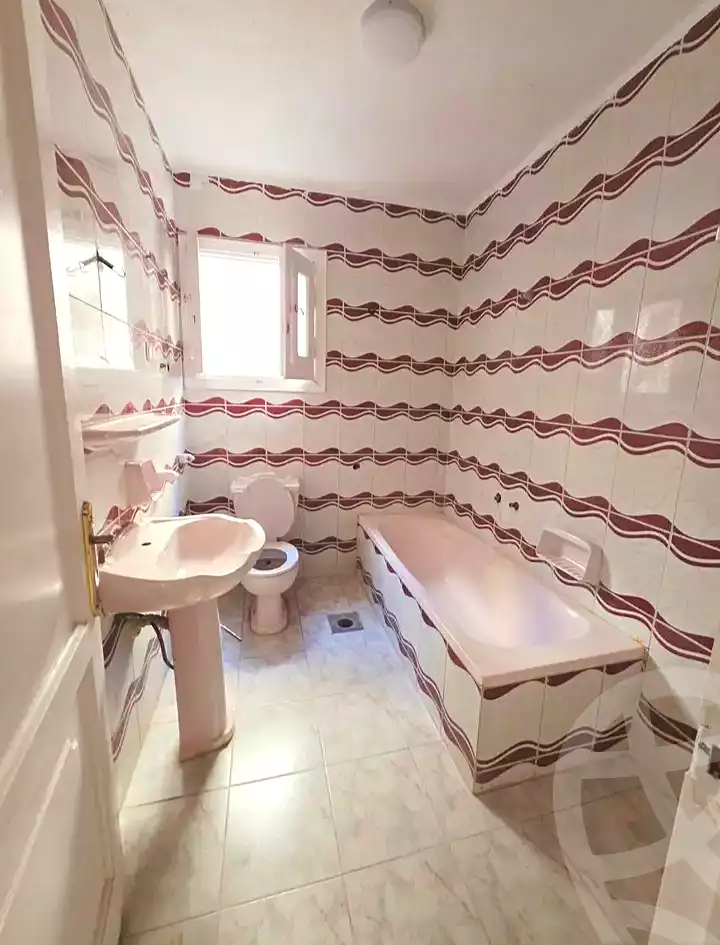 https://aqarmap.com.eg/en/listing/7342633-for-sale-alexandria-al-agamy-shataa-el-nakheel