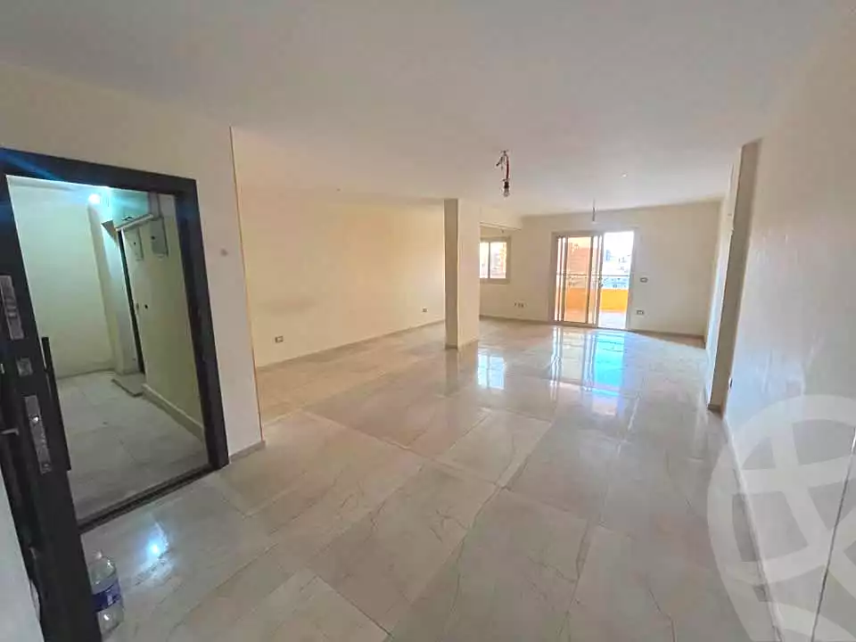 https://aqarmap.com.eg/en/listing/7342823-for-sale-cairo-ain-shams-6-october-st