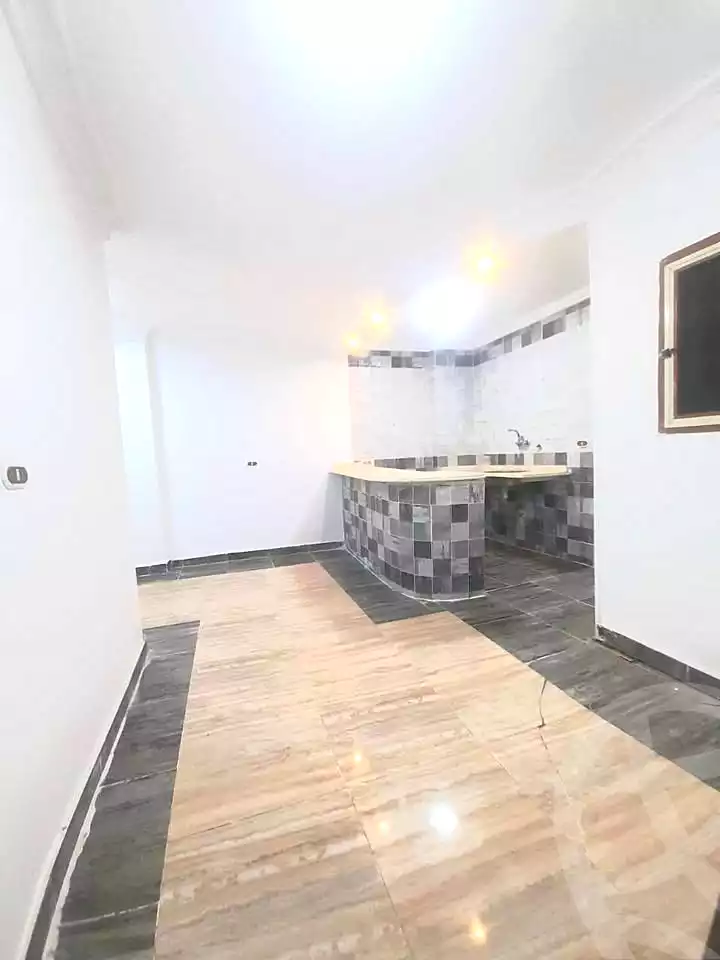 https://aqarmap.com.eg/ar/listing/7343164-for-sale-alexandria-al-agamy-lbytsh-shahr-al-assal-st