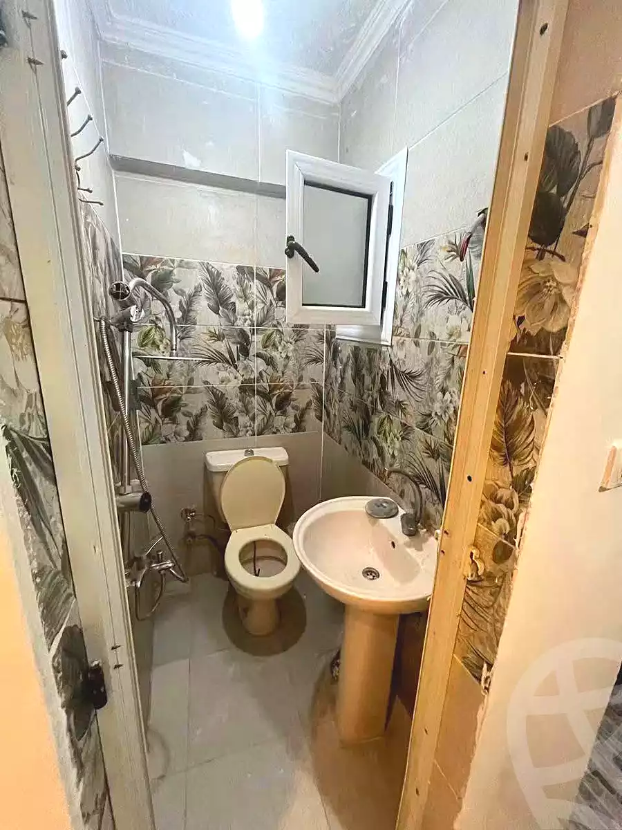 https://aqarmap.com.eg/ar/listing/7343412-for-sale-alexandria-bahray-el-anfoshy-sidi-yakout-st