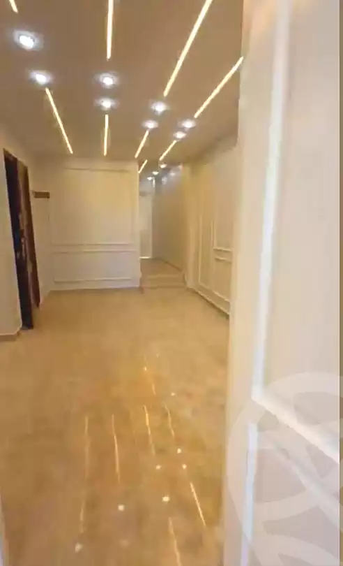https://aqarmap.com.eg/ar/listing/7343428-for-sale-alexandria-el-asafra-shr-mlk-hfny