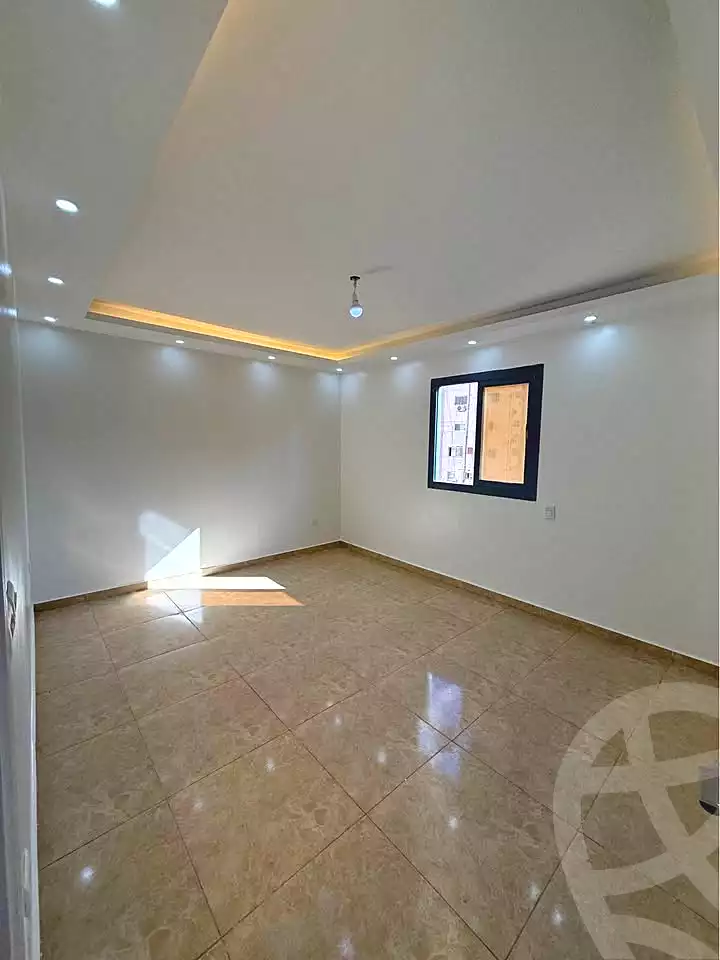https://aqarmap.com.eg/ar/listing/7343484-for-sale-alexandria-el-asafra-l-sfr-bhry