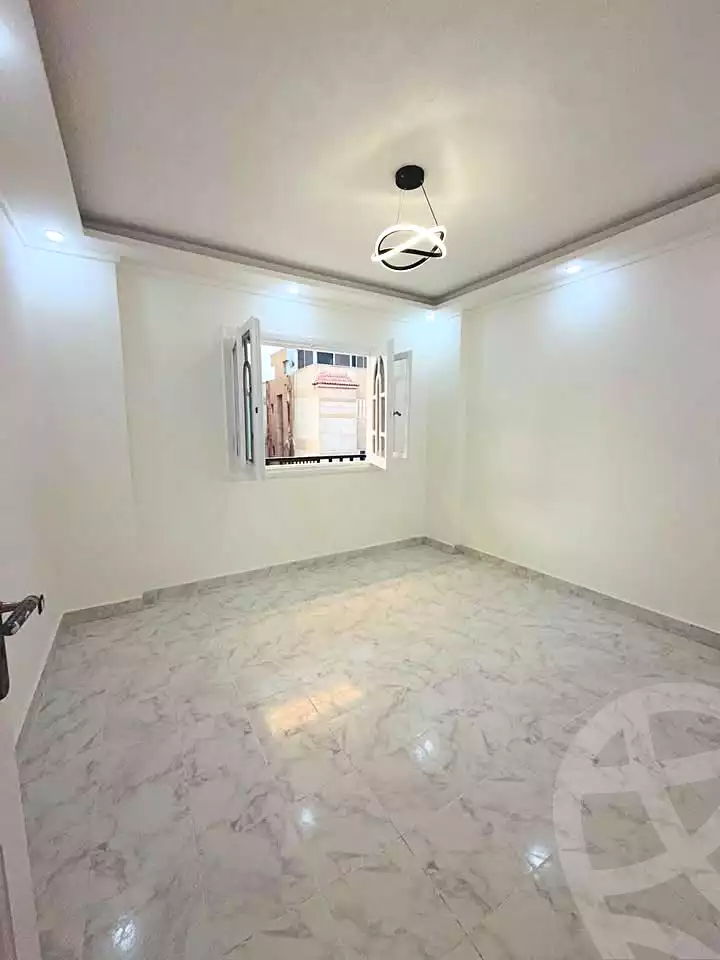 https://aqarmap.com.eg/ar/listing/7343630-for-sale-alexandria-al-agamy-shataa-el-nakheel