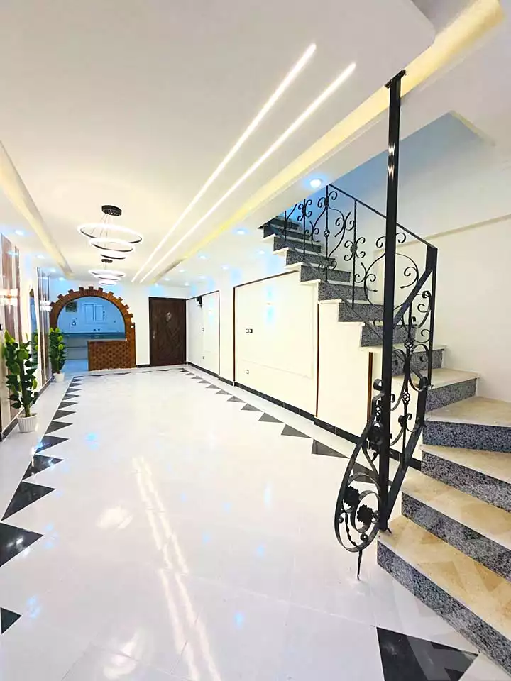 https://aqarmap.com.eg/ar/listing/7343630-for-sale-alexandria-al-agamy-shataa-el-nakheel