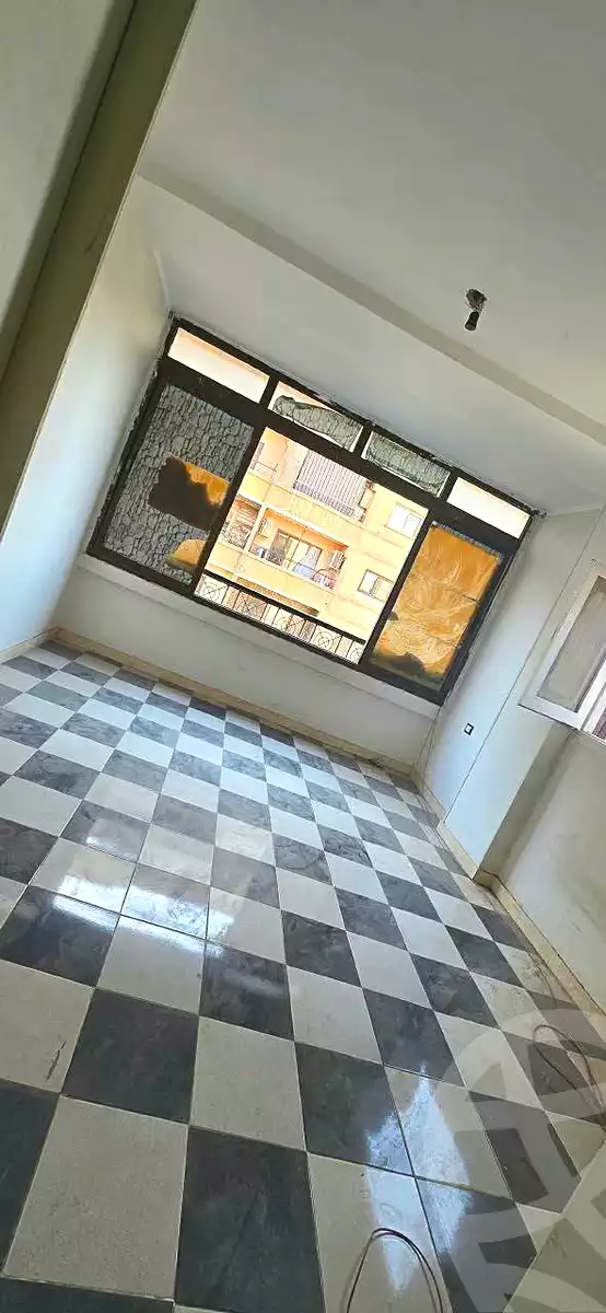 https://aqarmap.com.eg/ar/listing/7344356-for-rent-cairo-helwan-helwan-el-sharkeya-mostafa-safwat-st