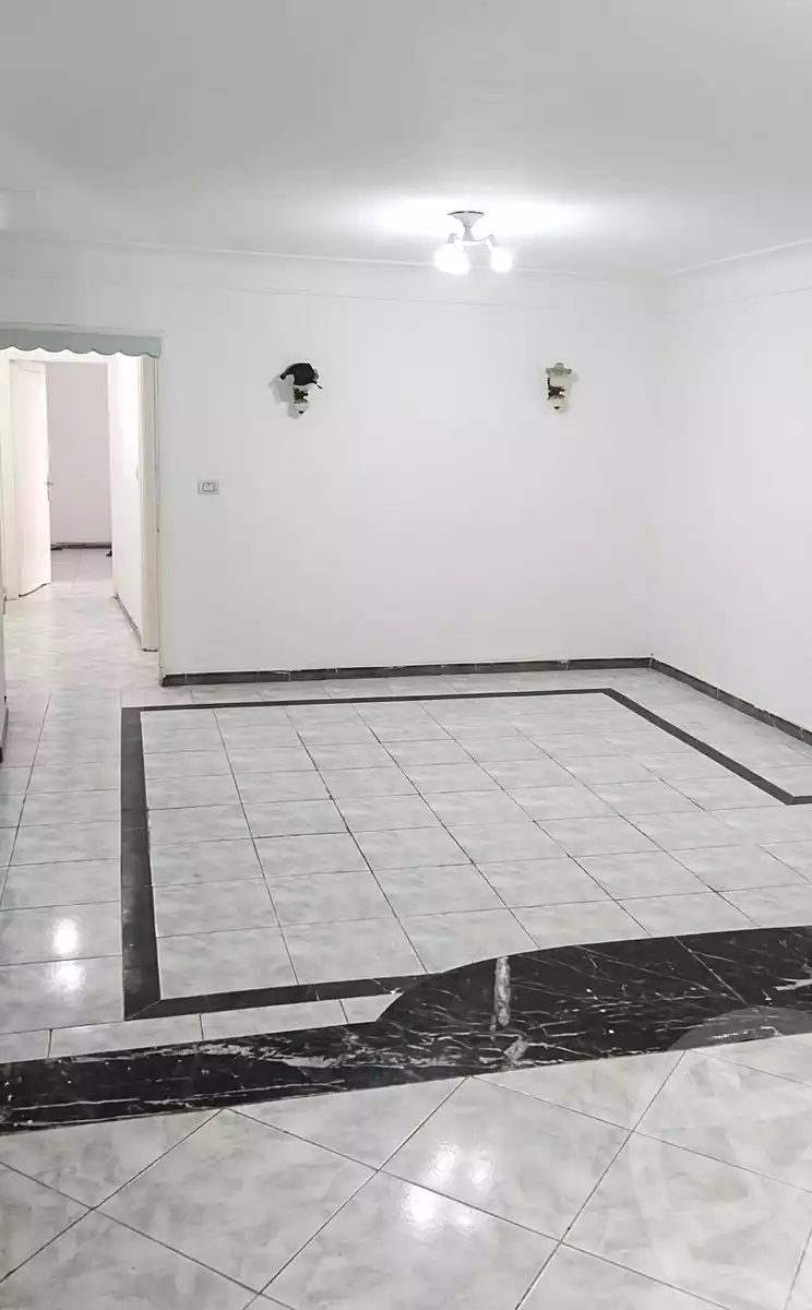 https://aqarmap.com.eg/en/listing/7344516-for-sale-alexandria-sydy-bshr-tryq-ljysh