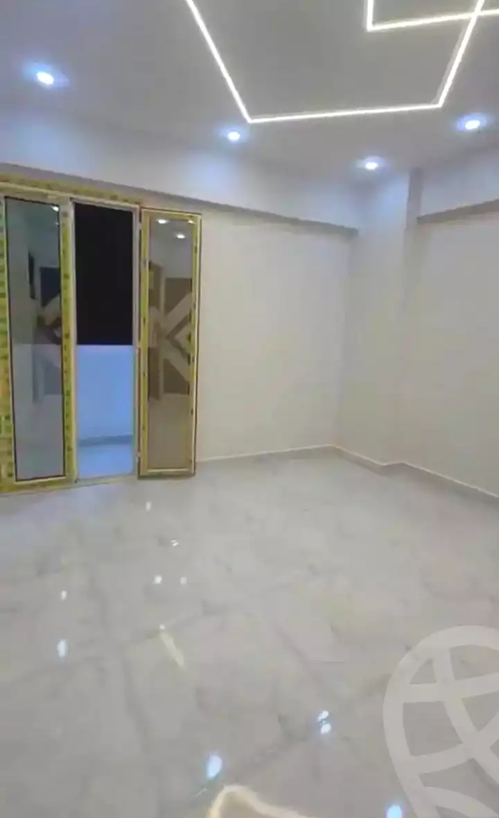 https://aqarmap.com.eg/ar/listing/7344789-for-sale-alexandria-el-asafra-l-sfr-qbly
