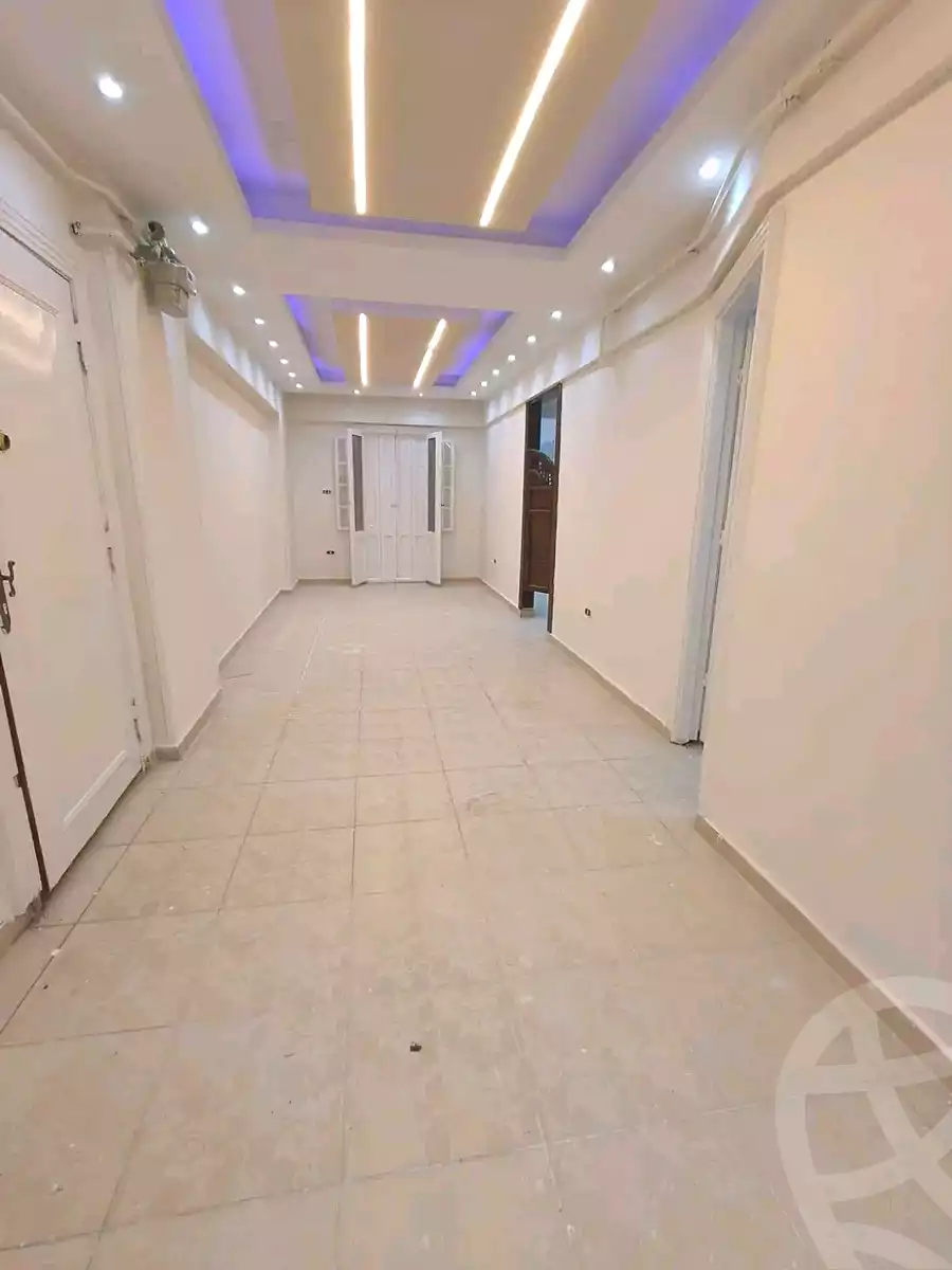https://aqarmap.com.eg/en/listing/7344889-for-sale-alexandria-lsywf-el-falki