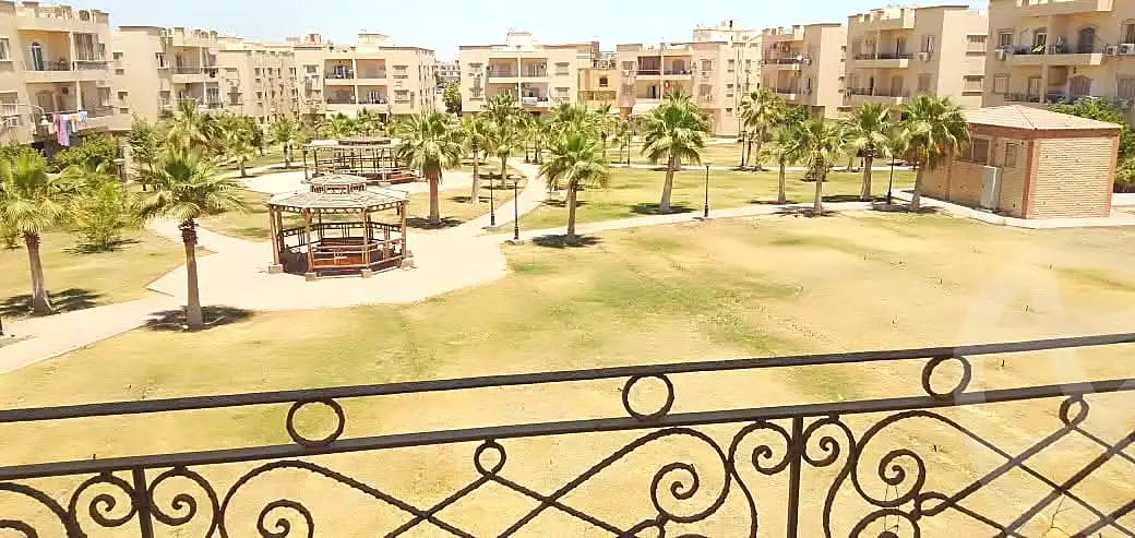 https://aqarmap.com.eg/en/listing/7345057-for-sale-cairo-new-cairo-compounds-kmbwnd-lnkhyl