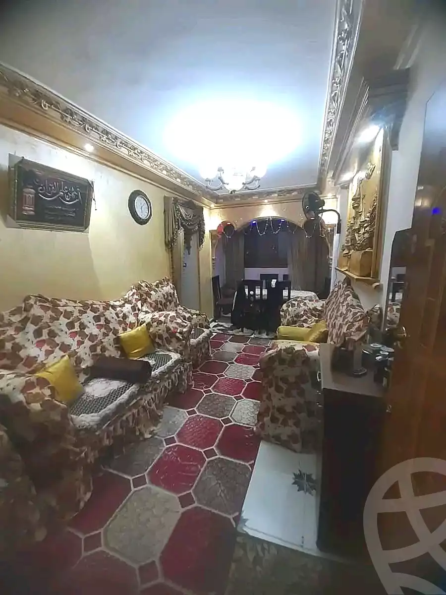 https://aqarmap.com.eg/ar/listing/7346265-for-rent-alexandria-al-agamy-bw-ywsf