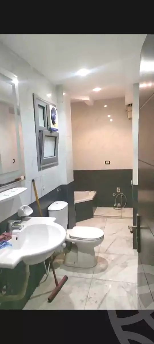 https://aqarmap.com.eg/en/listing/7346338-for-sale-cairo-shoubra-el-sahel-al-hayeth-st